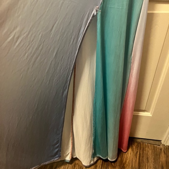 NWT Lolique color block maxi with a small train comfy, figure forming Size Med - Picture 6 of 6